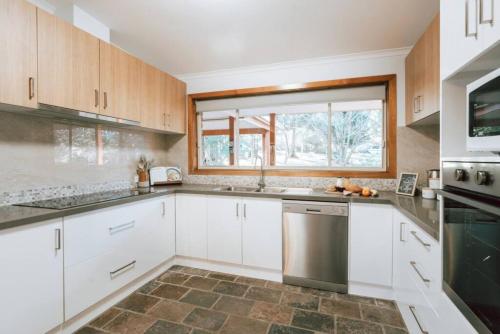 Olinda Nature Retreat 4 Bed 3Bth House Fire Bath — Olinda — photo 5