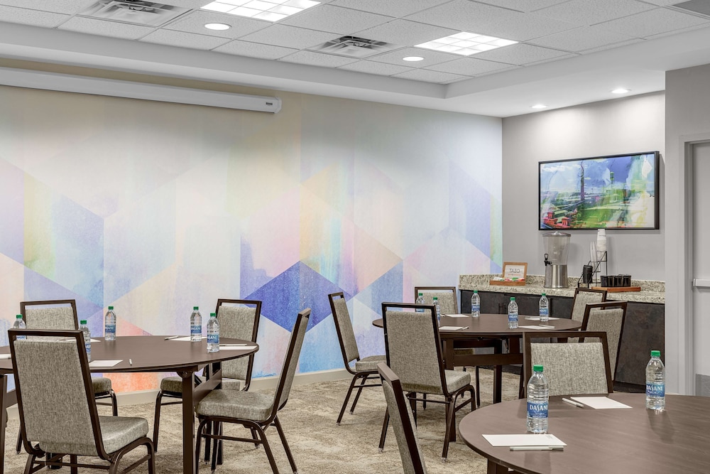Hilton Garden Inn Raleigh Durham Airport - photo 23