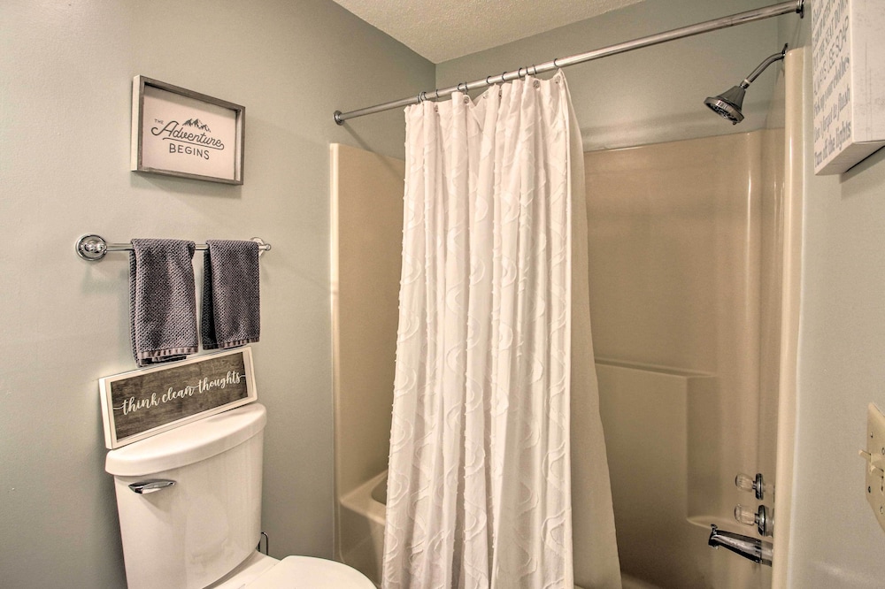 Cozy Bartlett Condo 1 Mi To Attitash Ski Resort - featured photo