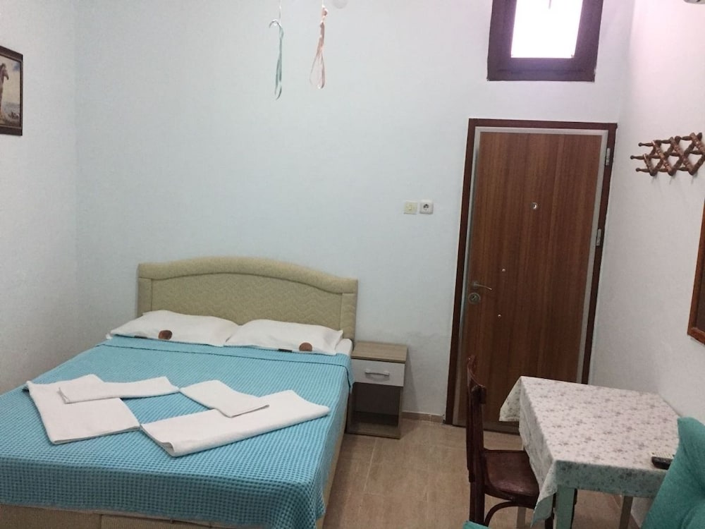 Kalipso motel - last minute hotel in Cesme