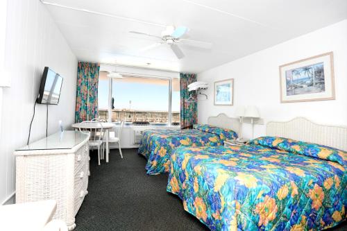 Commander by the Sea Motel - photo 27