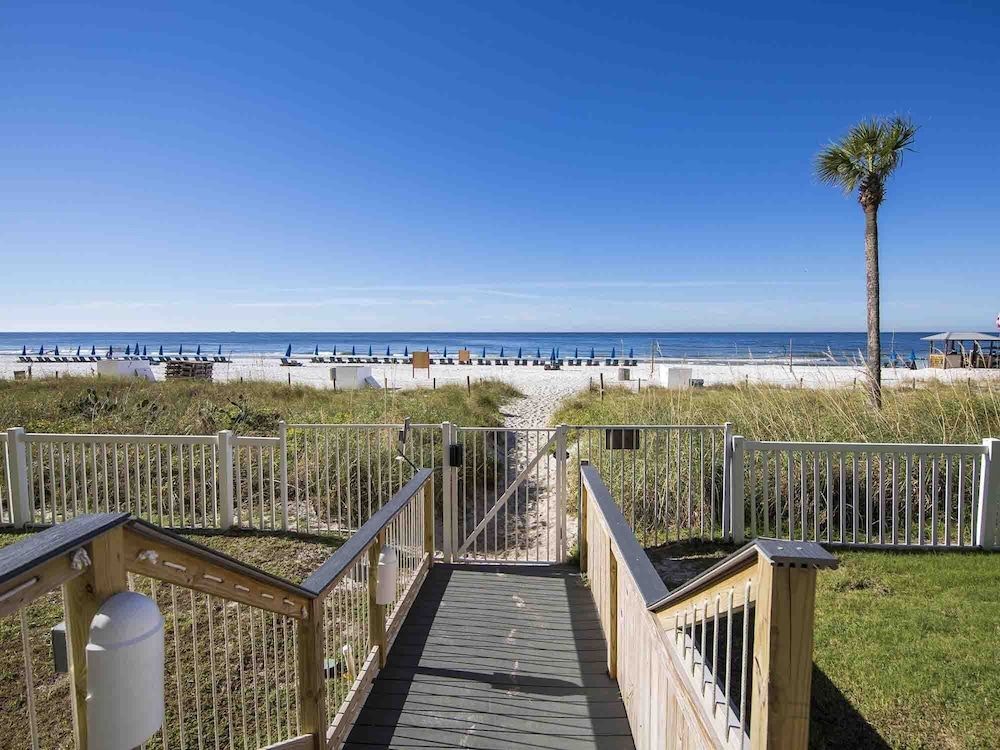 Long Beach Resort Tower II 3 Bedroom Apartment - photo 20