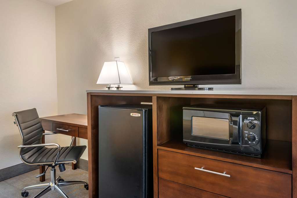 Quality Inn & Suites Palatka Riverfront - photo 11