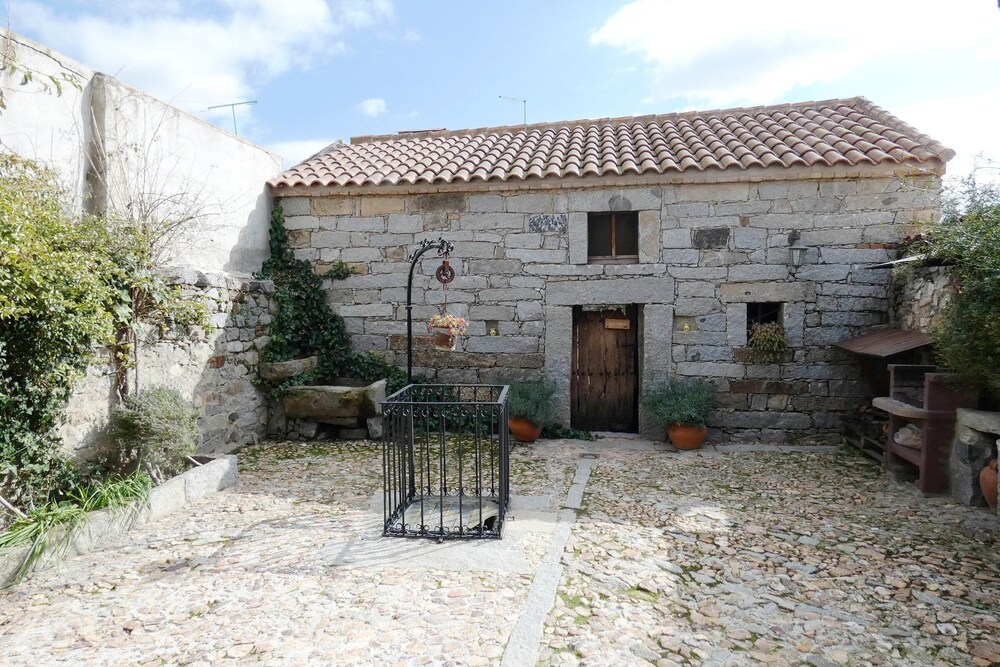 Charming House in Añora with Garden — 4-Star Luxury Hotel in Anora, Spain