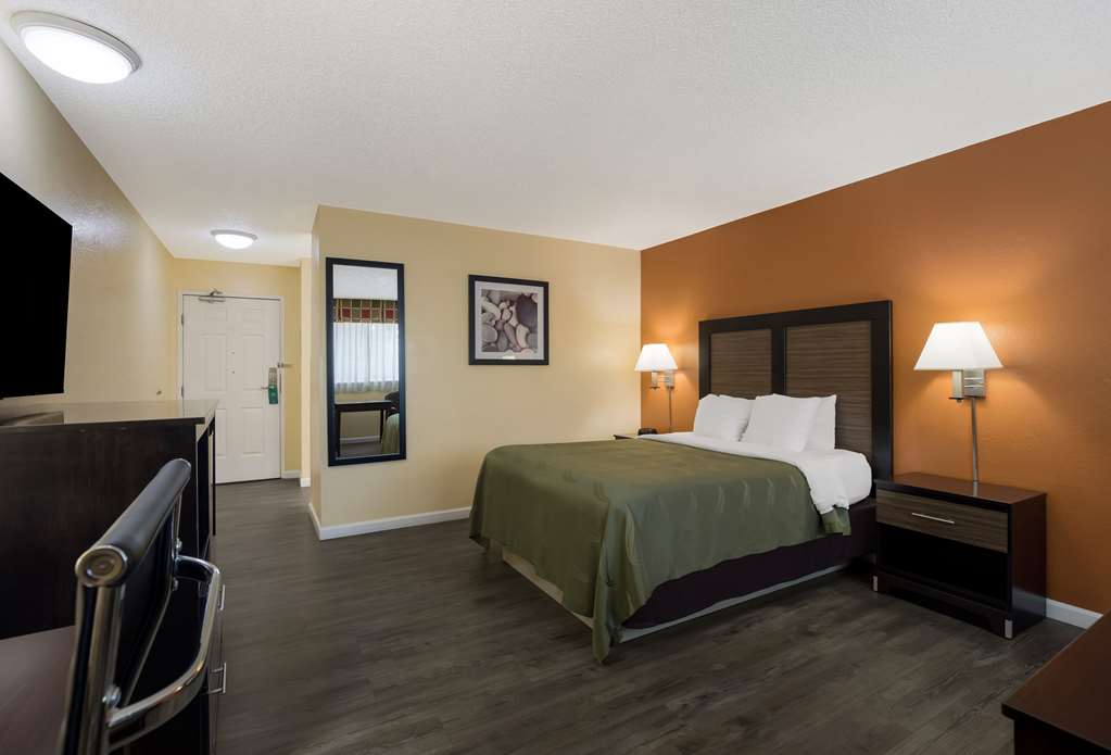 Quality Inn & Suites Medford Airport - photo 6