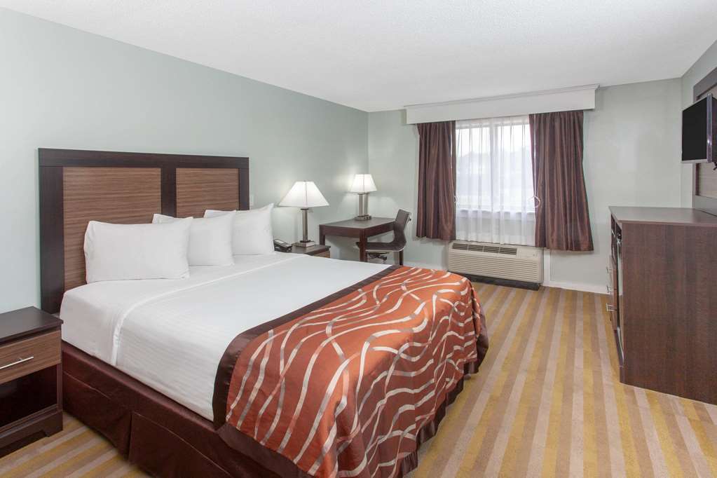 Baymont by Wyndham Grand Haven - photo 14