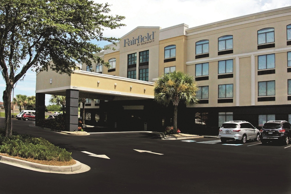 Fairfield by Marriott Inn & Suites Charleston Airport Convention Center - featured photo