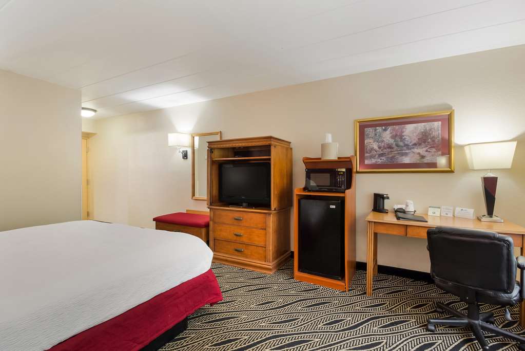 Best Western Braddock Inn - photo 28