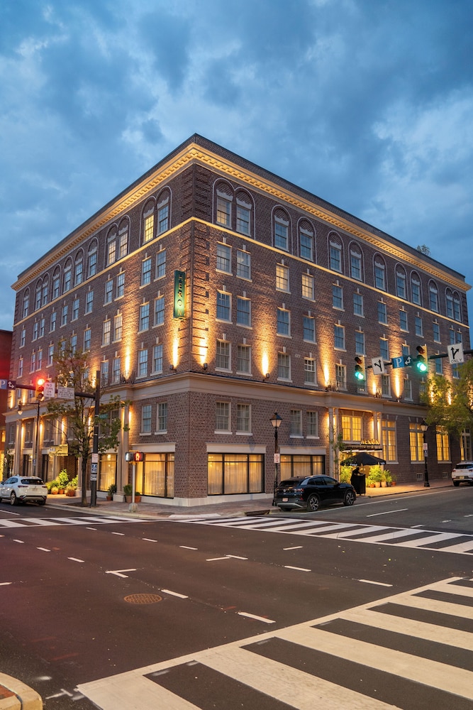 Hotel Heron Alexandria Old Town Curio Collection by Hilton - photo 110