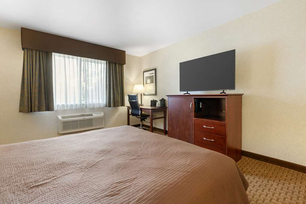 Best Western Wittenberg Inn - photo 13