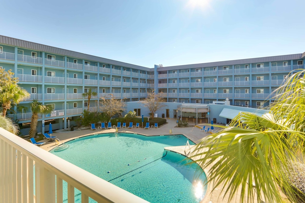 Resort Amenities and Beach Access Hilton Head Condo - photo 21