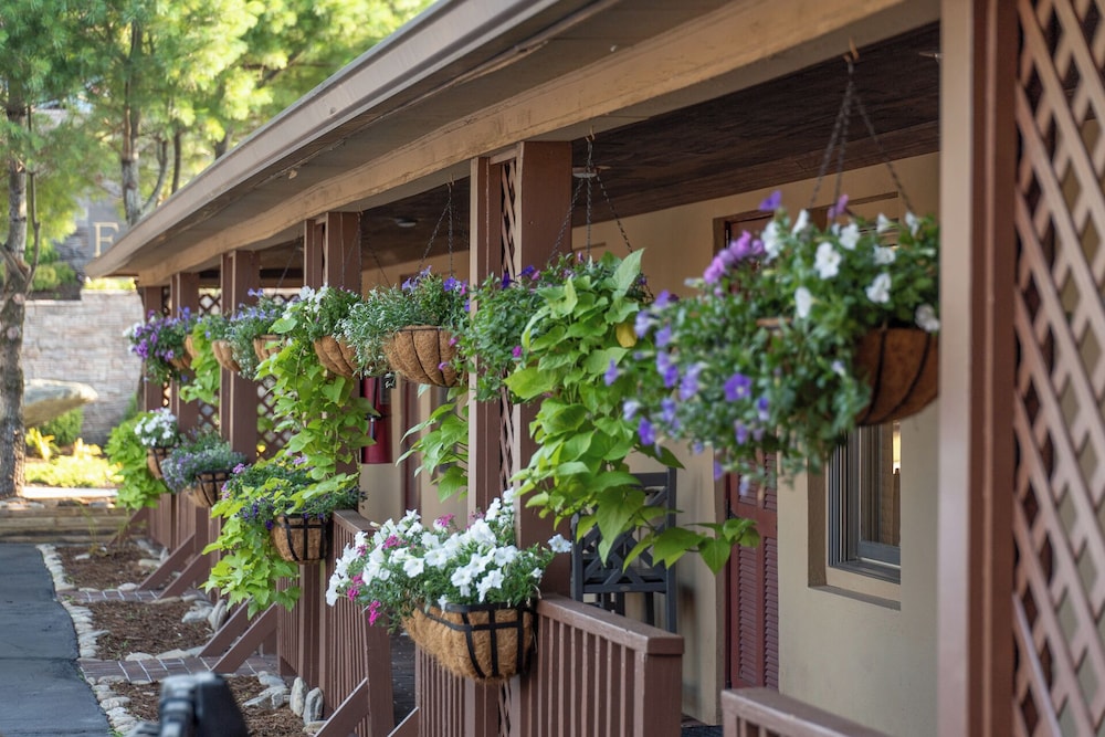 Ridgeway Inn - photo 91