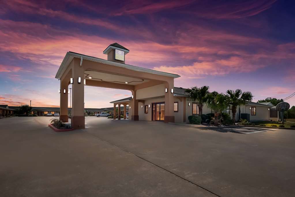 SureStay Hotel by Best Western Falfurrias - featured photo