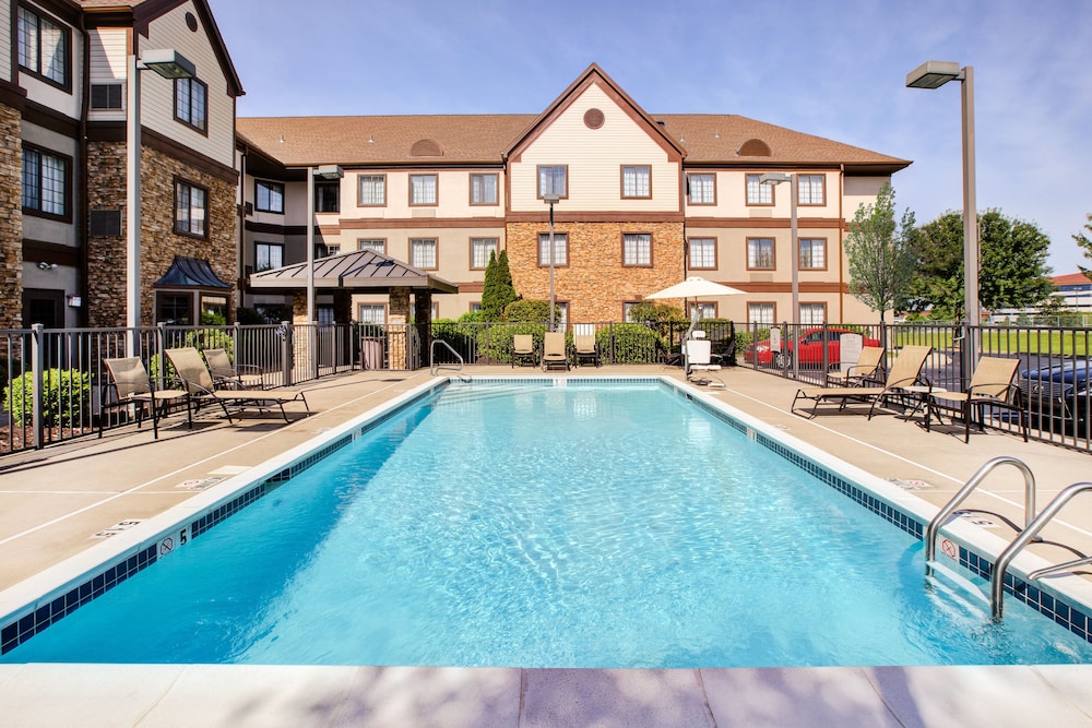 Staybridge Suites Louisville East By Ihg — Louisville