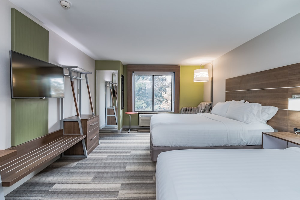 Holiday Inn Express Hotel & Suites South Bend by IHG - photo 18