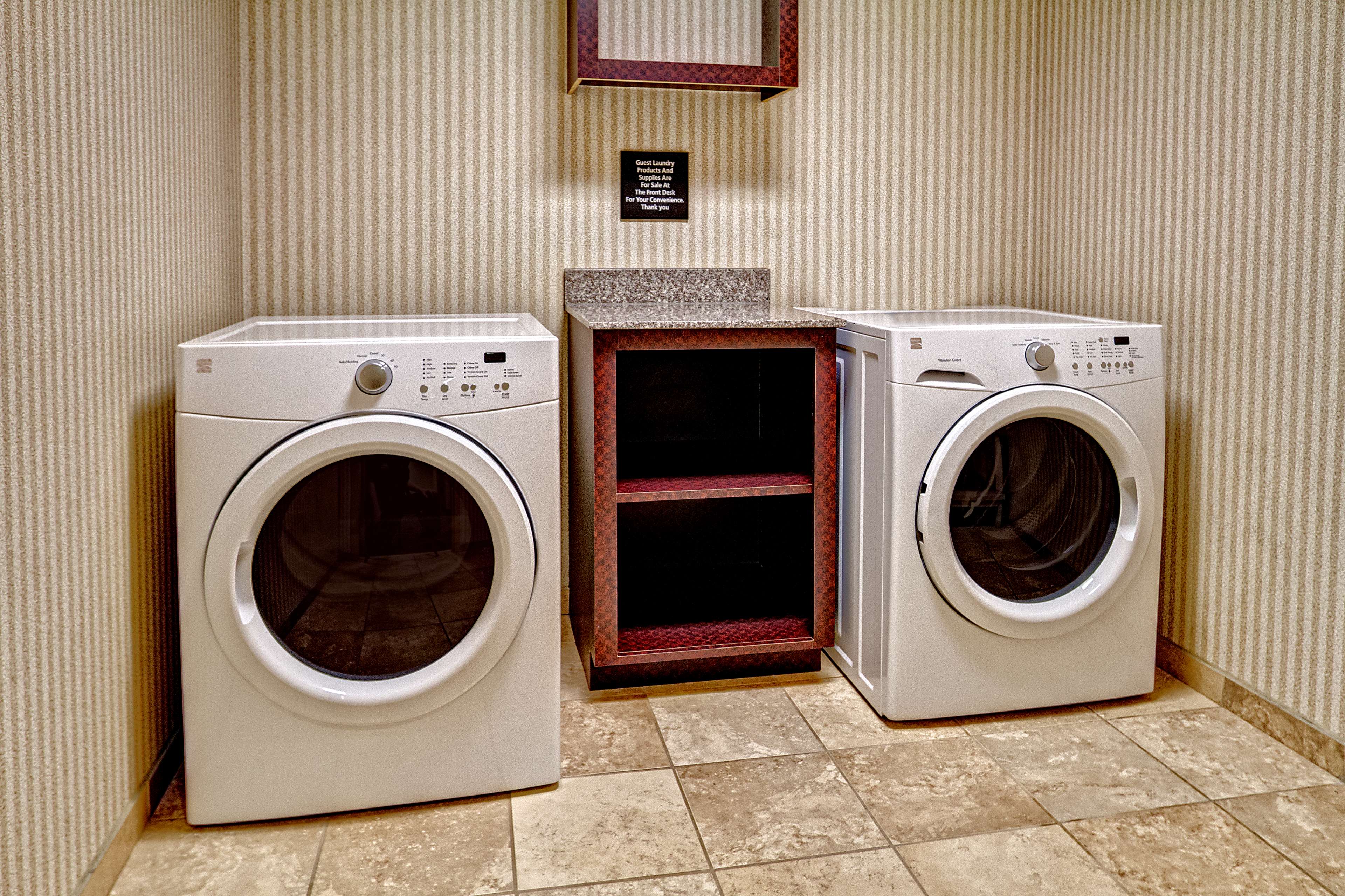 Hampton Inn Cleveland - photo 14