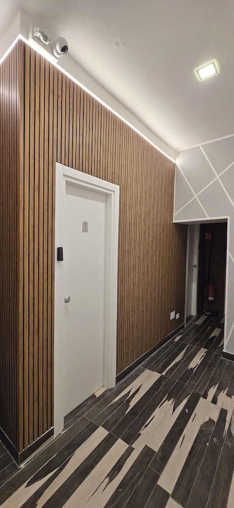 Napoli Central Stay - carbon neutral hotel in Naples