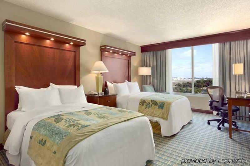 Hilton Fort Lauderdale Airport - photo 5