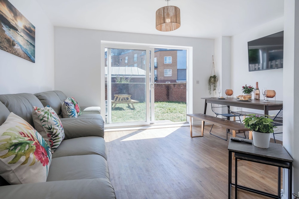 Swn Y Mor 4 Bedroom Llanelli — 4-Star Luxury Hotel in Llanelli, United Kingdom