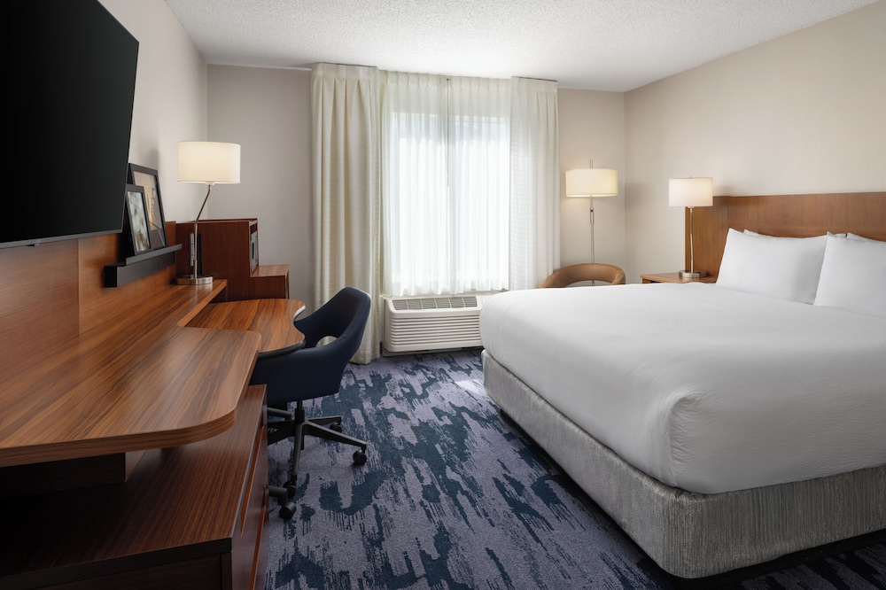 Fairfield Inn By Marriott Orlando Airport - photo 3