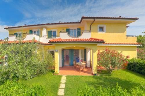 Residence I Giardini Del Conero — 4-Star Luxury Hotel in Porto Recanati, Italy