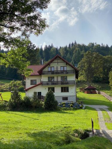 Noclegi Na Szczyrboku Dom II in Korbielow, Poland