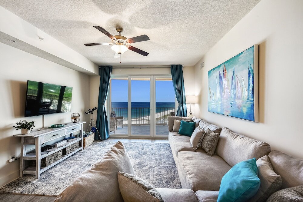 Calypso Resort and Towers by Book That Condo - photo 3