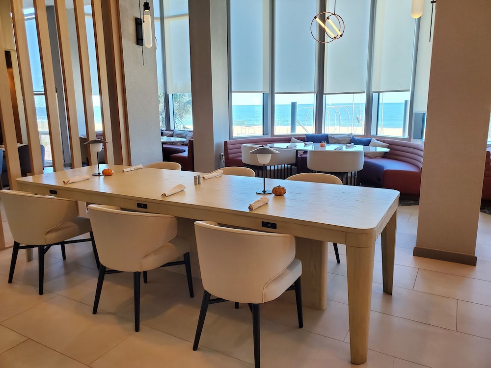 Sheraton Virginia Beach Oceanfront Hotel - photo 110