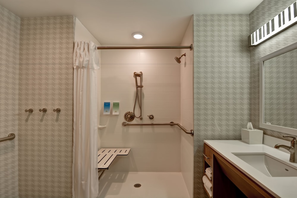 Home2 Suites by Hilton Daytona Beach Speedway - photo 25