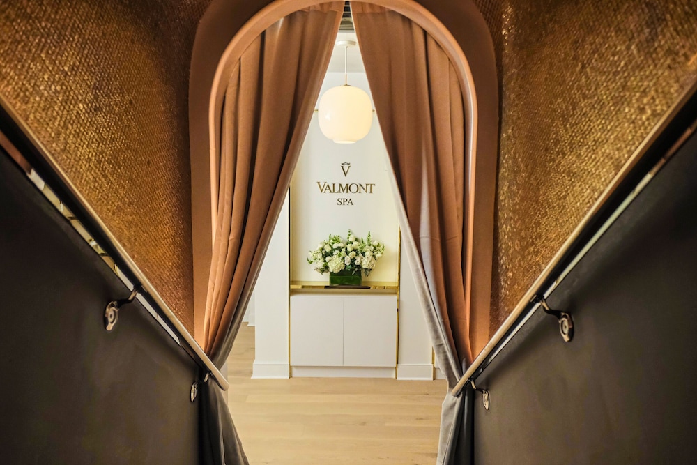 The Carlyle A Rosewood Hotel - photo 49