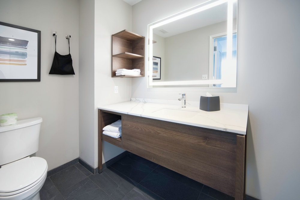 Staybridge Suites Cincinnati East Milford by IHG - photo 13