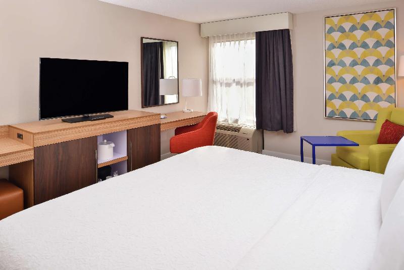 Hampton Inn Greensboro East - photo 49