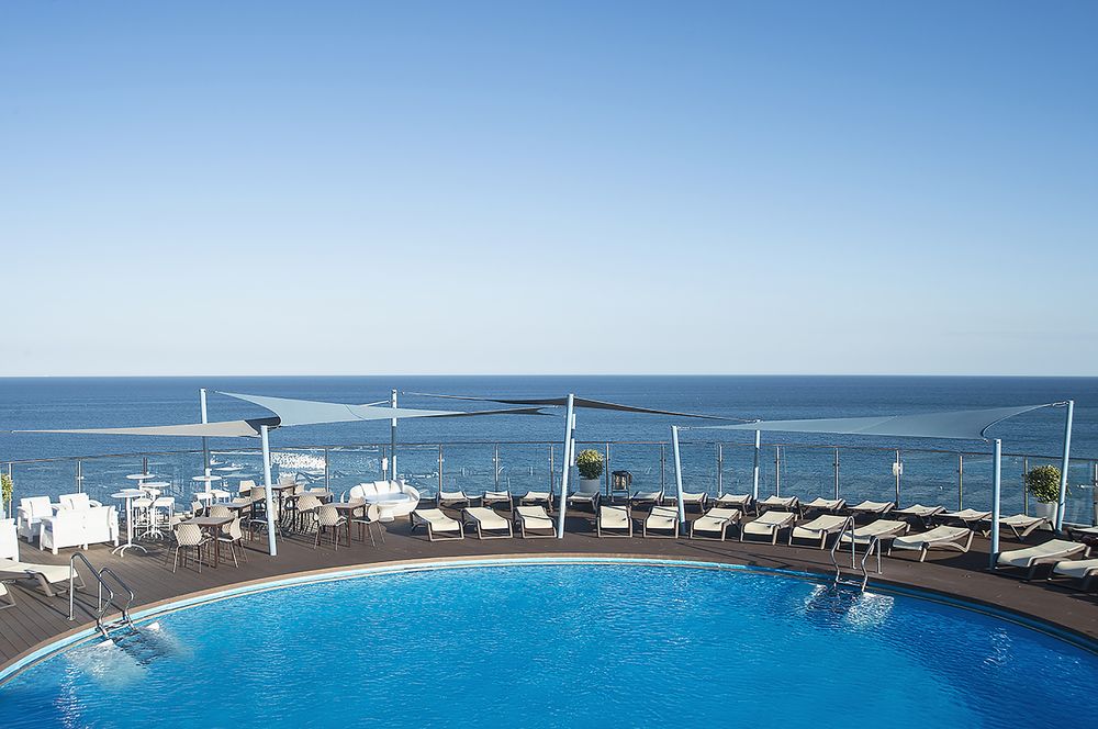 Hotel El Puerto by Pierre & Vacances in Fuengirola, Spain