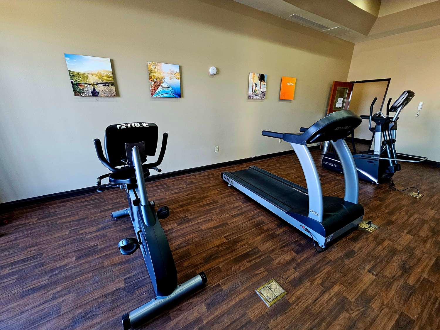 Comfort Inn & Suites Independence - photo 16