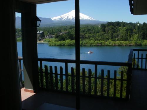 La Peninsula Rehue — 4-Star Luxury Hotel in Pucon, Chile