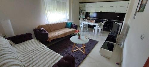 Villa Nathanael — 4-Star Luxury Hotel in Pogradec, Albania