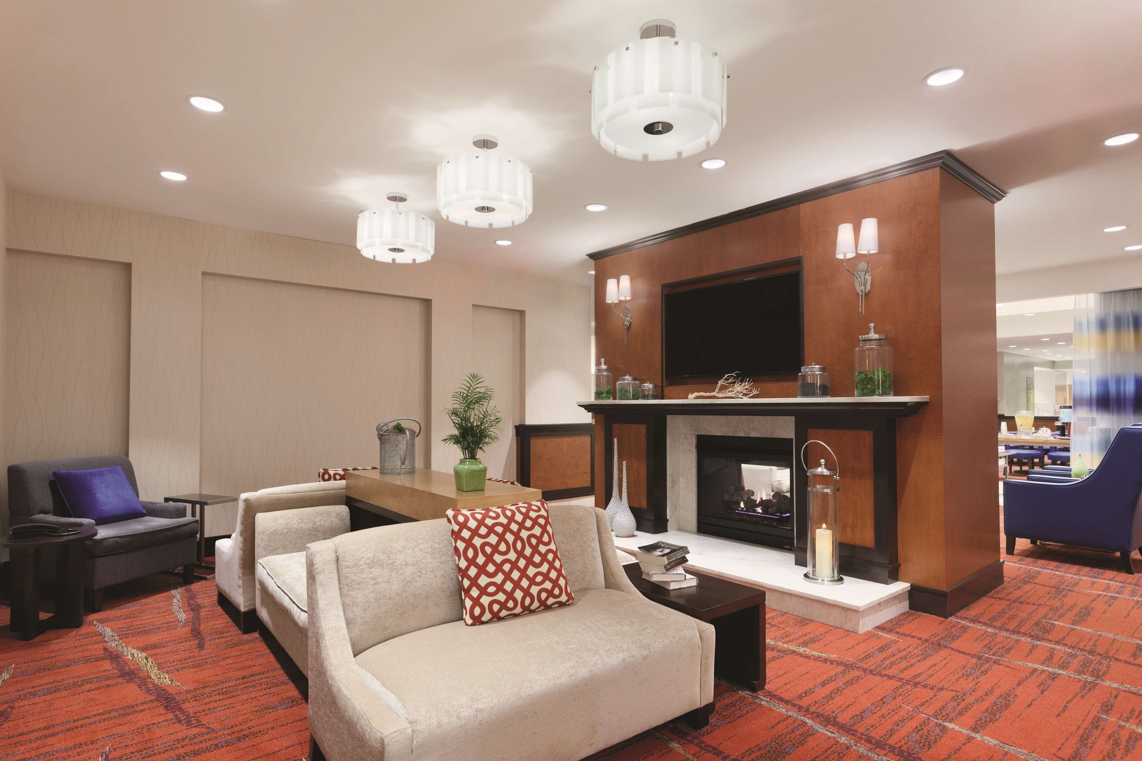 Hilton Garden Inn Falls Church - photo 8