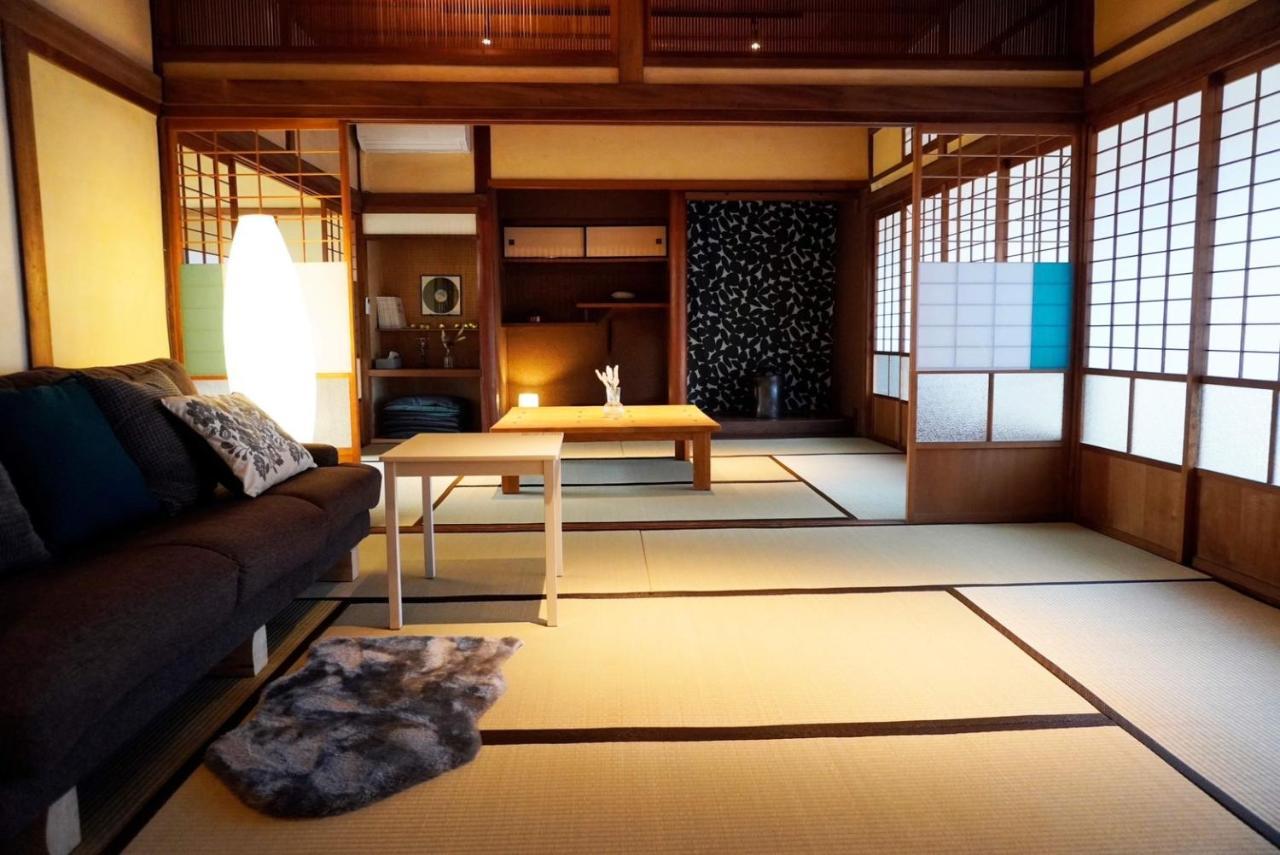 岡邸 — 4-Star Luxury Hotel in Tonosho, Japan