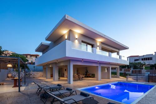 Rousso Villa — 4-Star Luxury Hotel in Rethymno, Greece