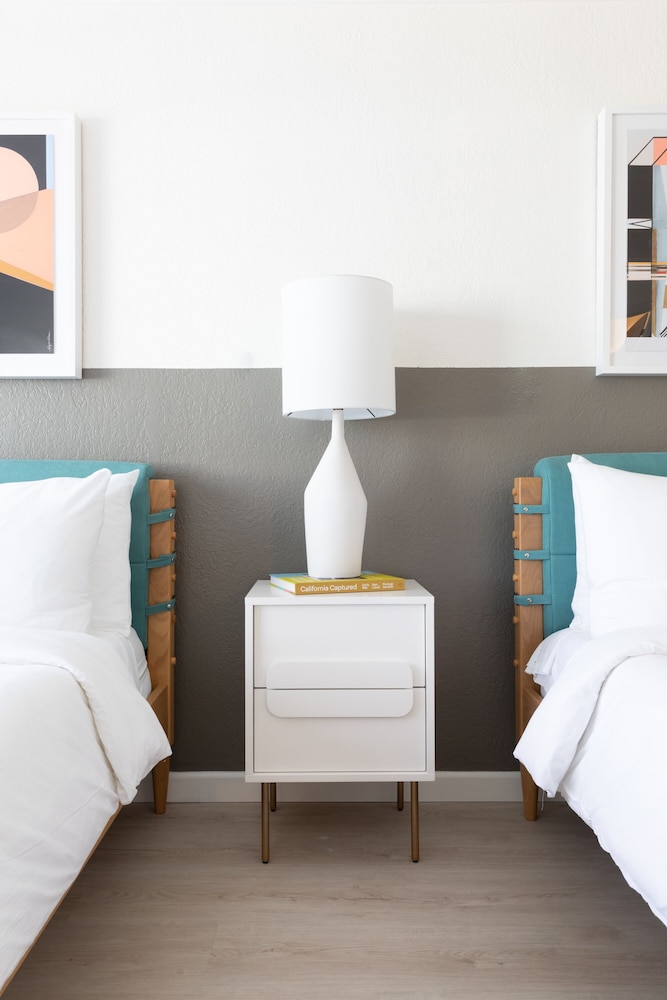 Signature Inn Oakland - photo 7