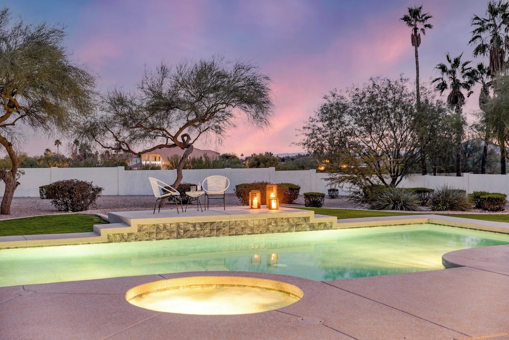 Sunridge by Avantstay Glorious Scottsdale Estate w Pool Hot Tub Ping Pong & Pool Table - photo 36