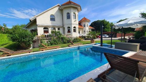 Apartment in Siofok Balaton 19943 — 4-Star Luxury Hotel in Siofok, Hungary