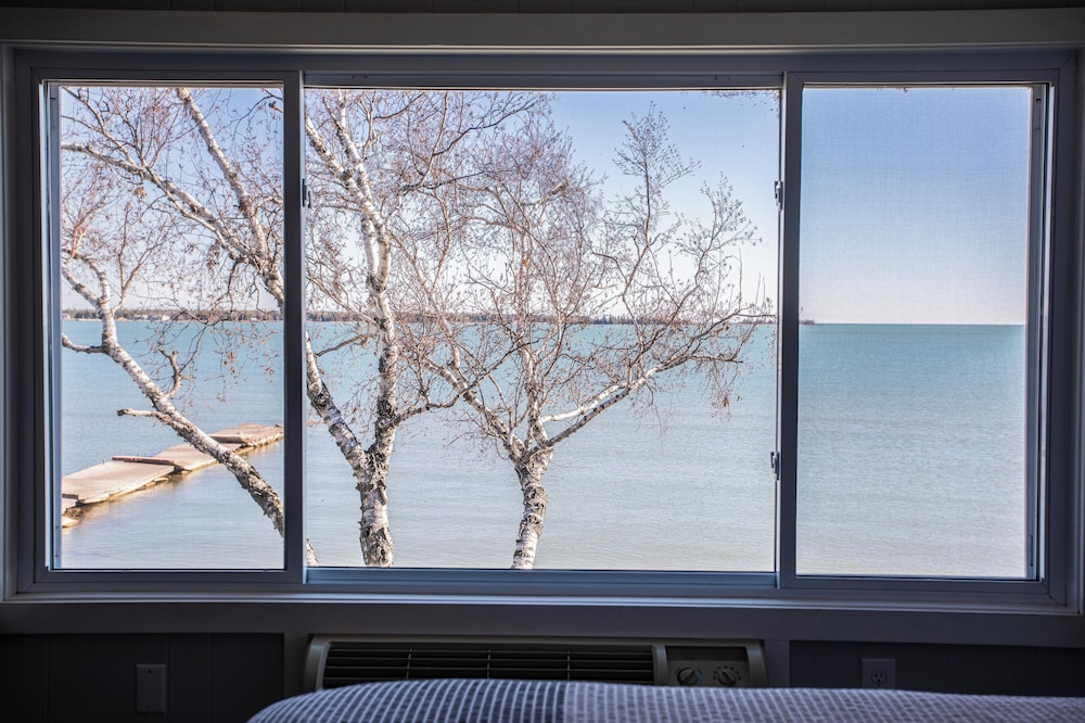 Beachfront Inn - photo 31