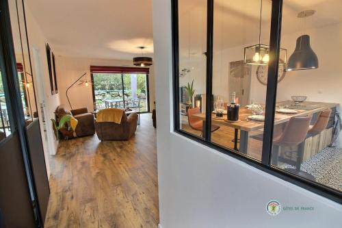 Le petit marius in Pleumeur-Bodou, France