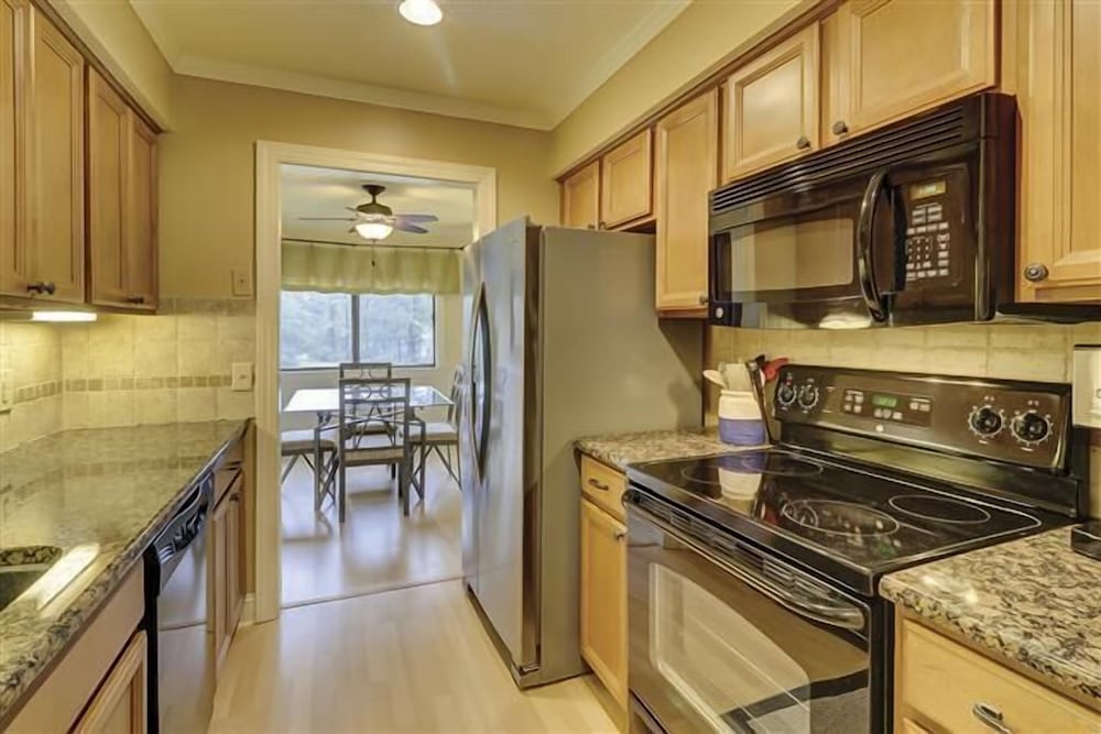 2359 Racquet Club at The Sea Pines Resort - photo 5