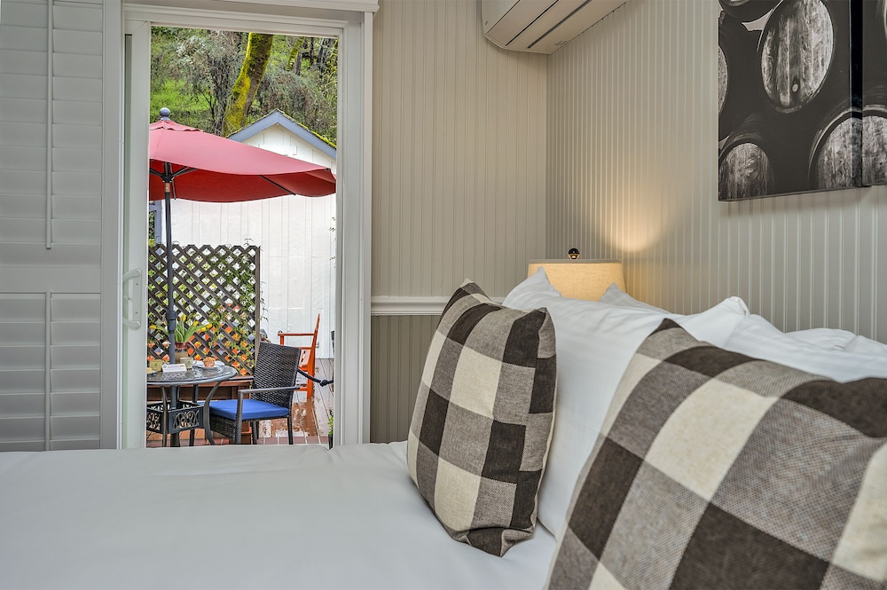 Calistoga Wine Way Inn - photo 27