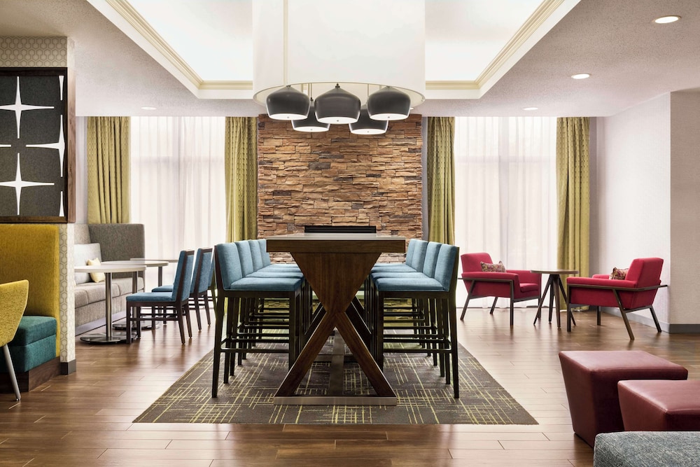 Hampton Inn Quakertown - photo 3