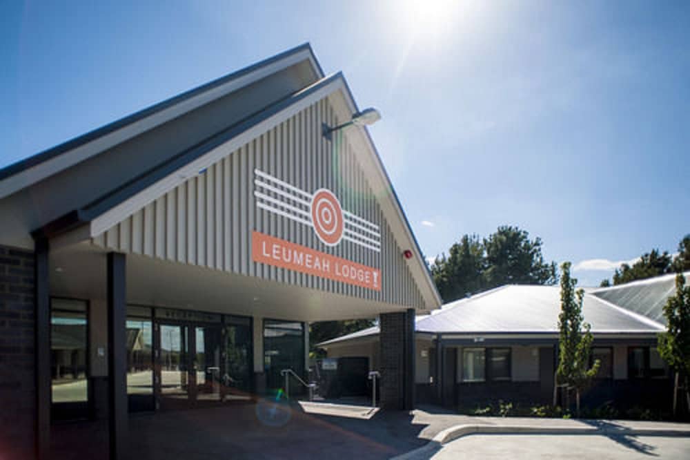 Leumeah Lodge — 4-Star Luxury Hotel in Canberra, Australia