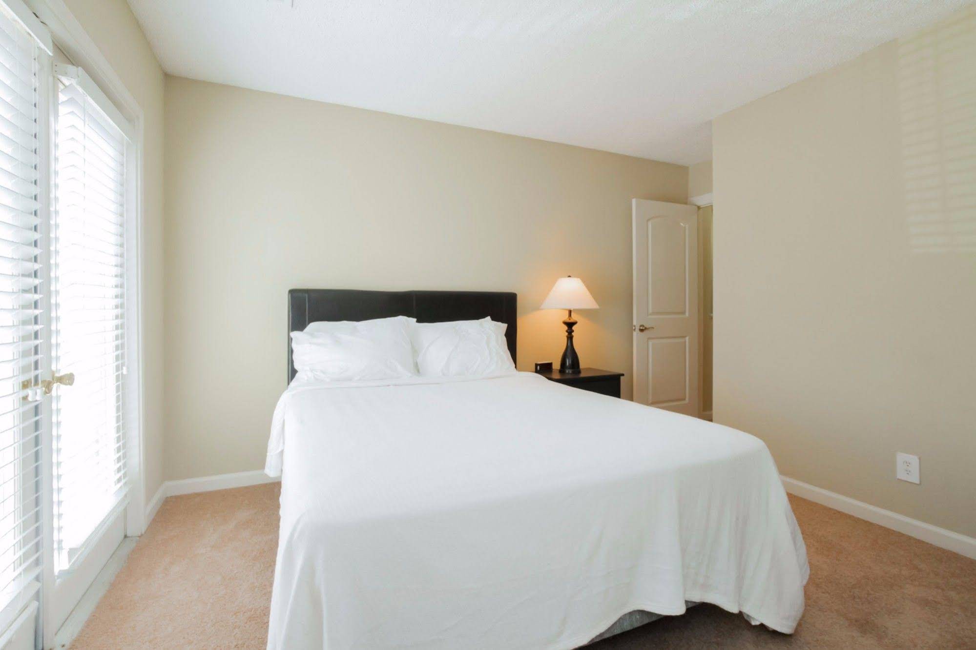 Vanderbilt Exclusives by YouRent - photo 10