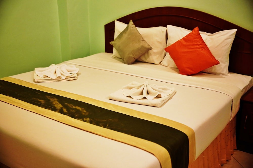 Baan SS Karon - carbon neutral hotel in Phuket